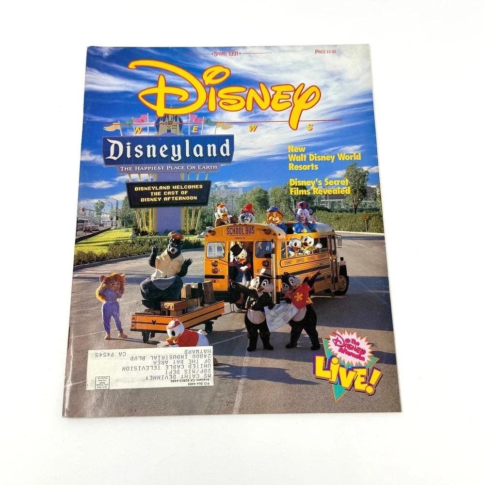 Disney News Magazine Lot 15 Issues 1990-1997 Mickey Aladdin Muppets Theme Parks